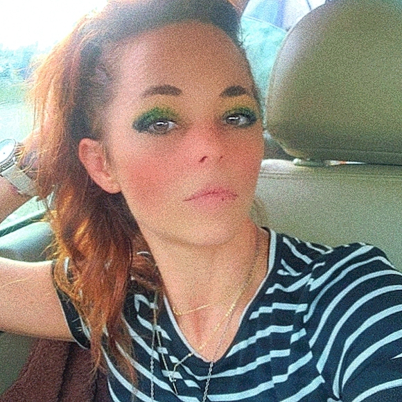 Meet your Posher, Jessica - Picture 6 of 8